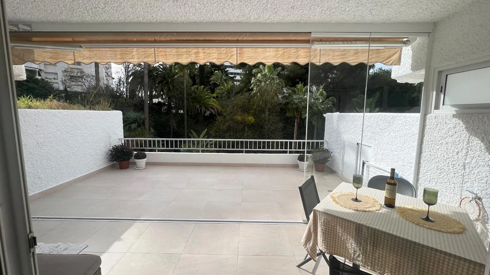 Jardines Del Mar Marbella 아파트 0*,  스페인